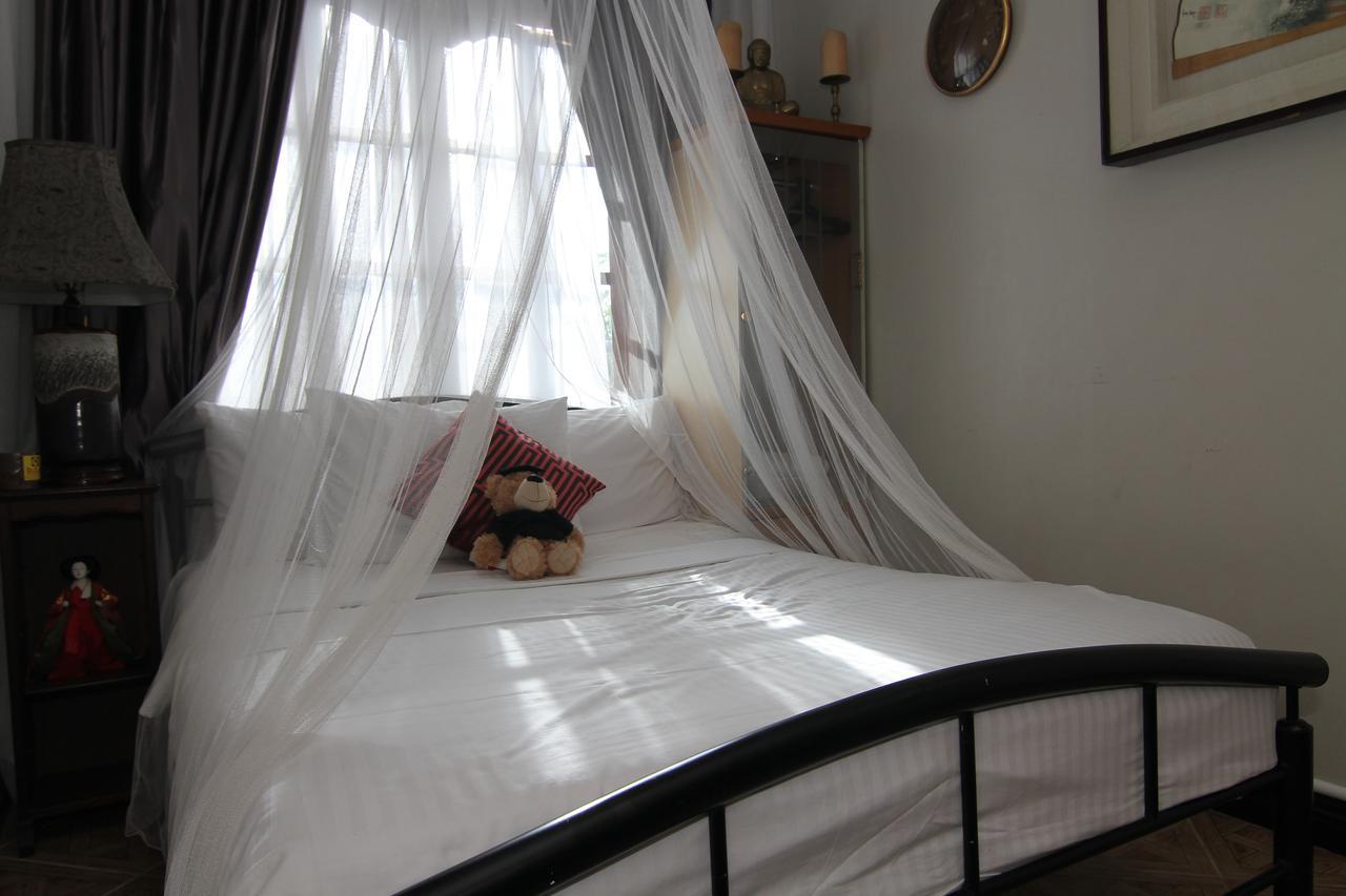 The Wilsons' Shangrila Bed and Breakfast Dumaguete City Exterior foto